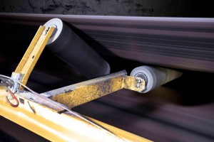 Oil resistant conveyor belt