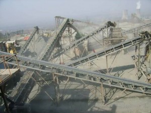 What kind of rubber conveyor belts  were used in Cement industry