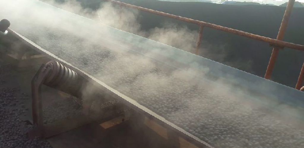 How to make the heat-resistant conveyor belt can reach the level of 800 °C?
